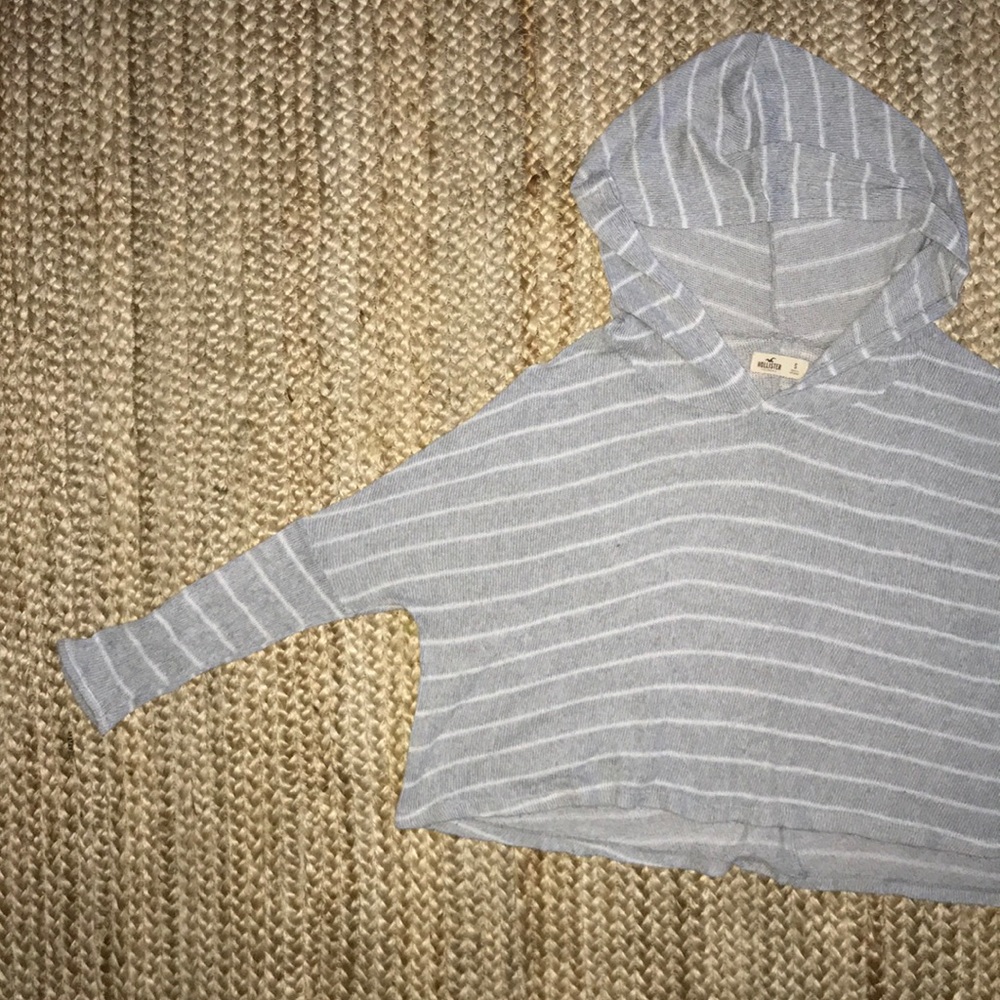 Lightweight sweatshirt